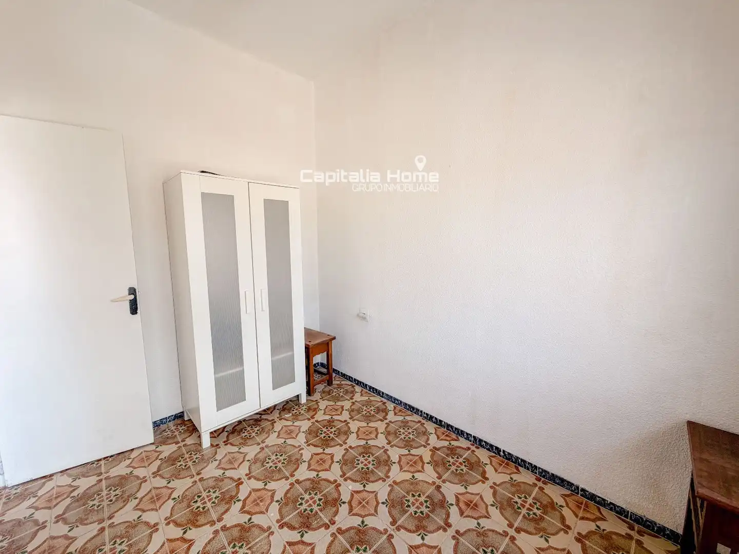 Wohnung zum Verkauf in Santa Pola mit Terrasse, Abstellraum und Möbliert