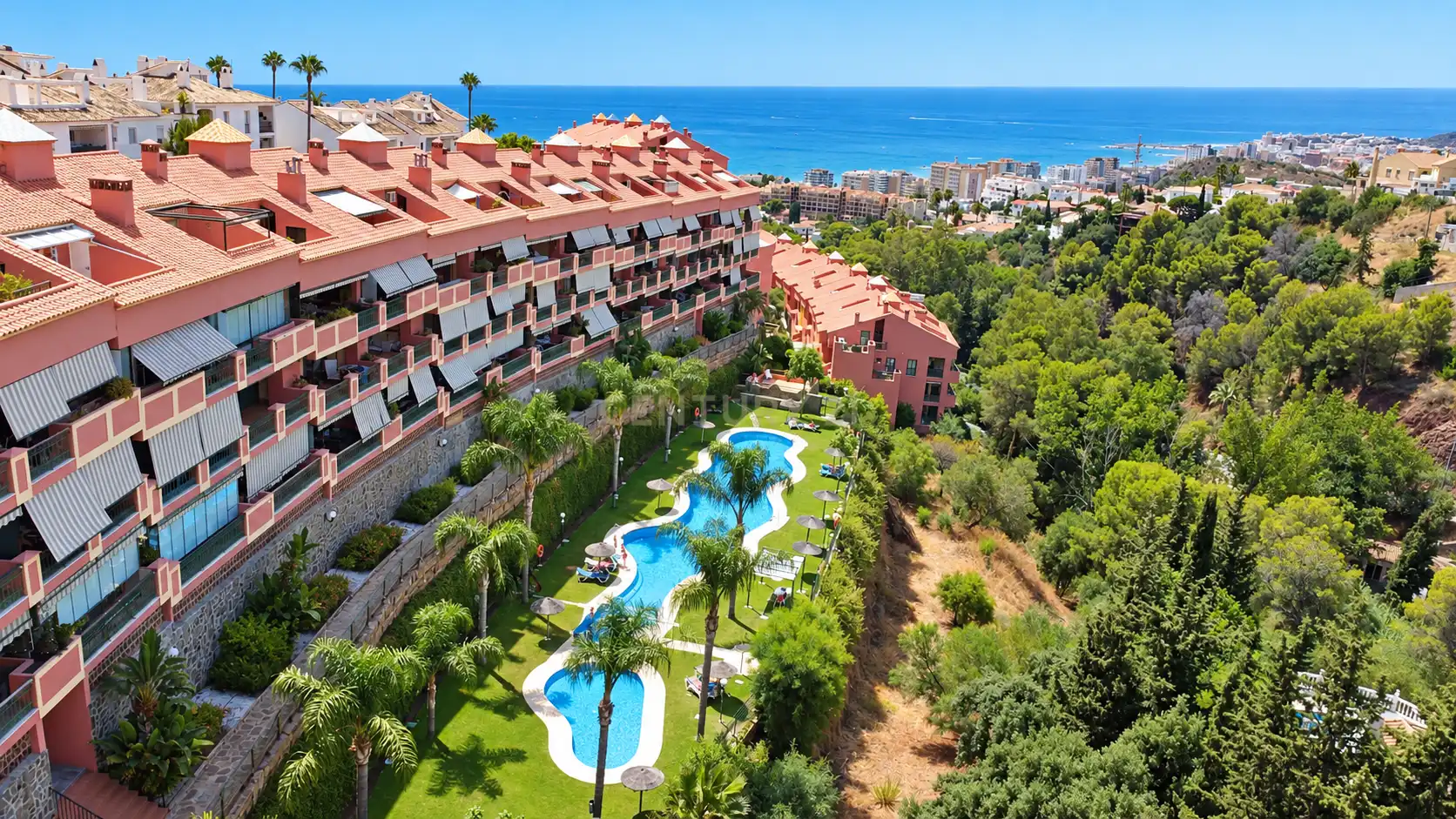 Duplex con ascensore in vendita a Calle las Dalias, Fuengirola, Spain