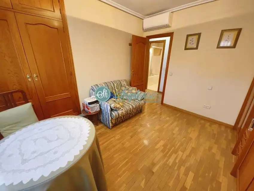Dormitori de Pis en venda en Segovia amb Aire condicionat, Calefacció i Parquet