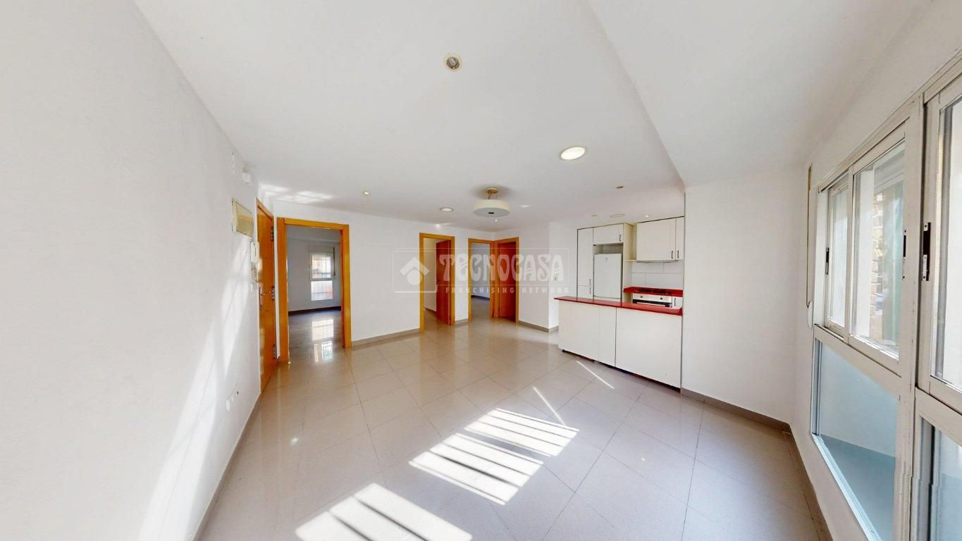 Flat for sale in  Valencia Capital