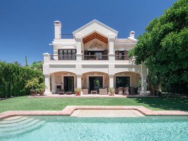 Xalet amb piscina de lloguer a C/ Montemayor, Casa Mayor Sierra Blanca