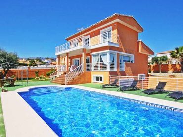 Villa avec piscine à vendre à Marisol Park - Ortembach - Los Almendros