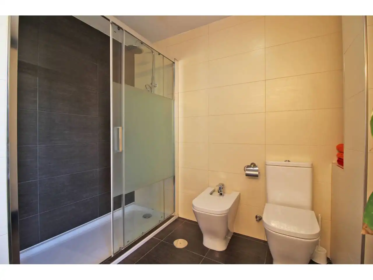 Flat with pool to rent in Este, imagen 25