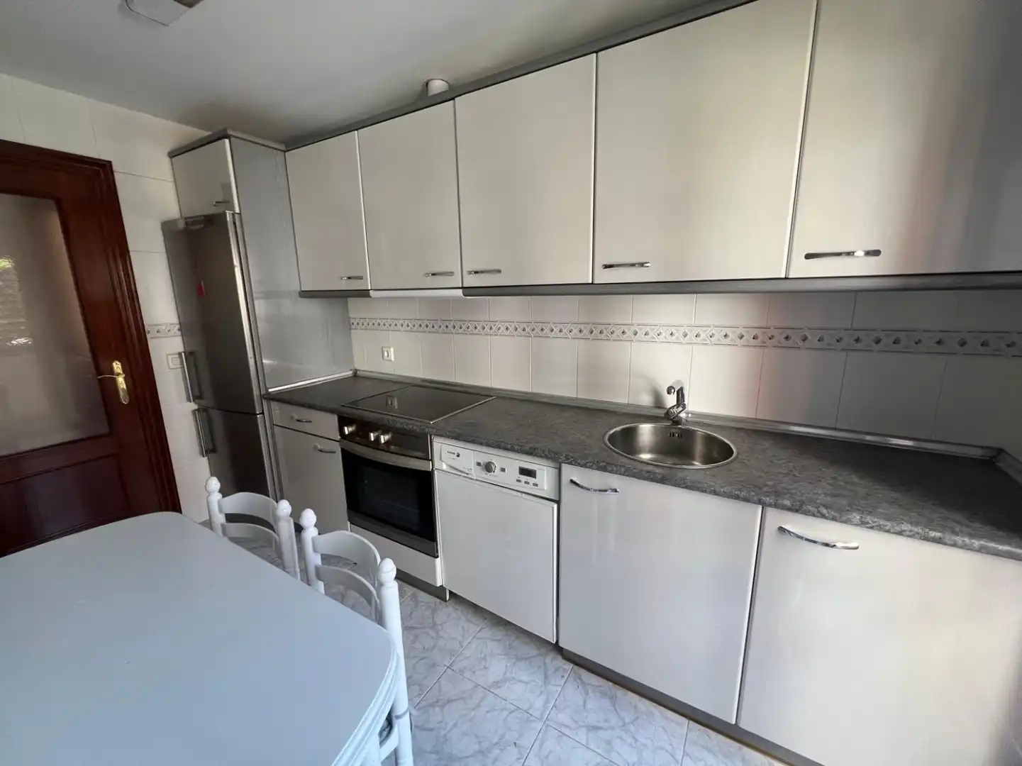 Cocina de Piso en venta en  Logroño con Calefacción, Terraza y Balcón