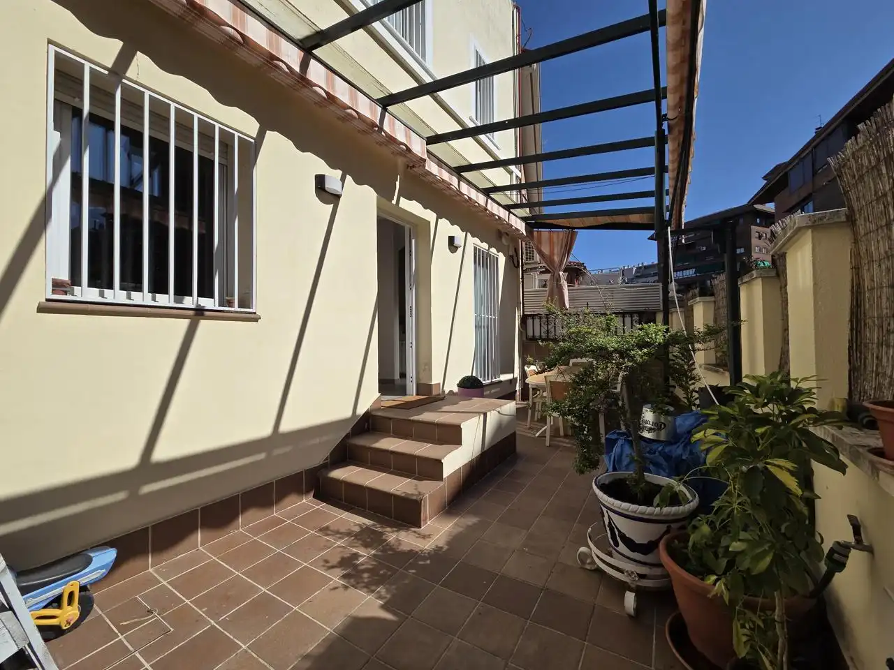 Houses for rent in Calle de Tremp, Ciudad Universitaria