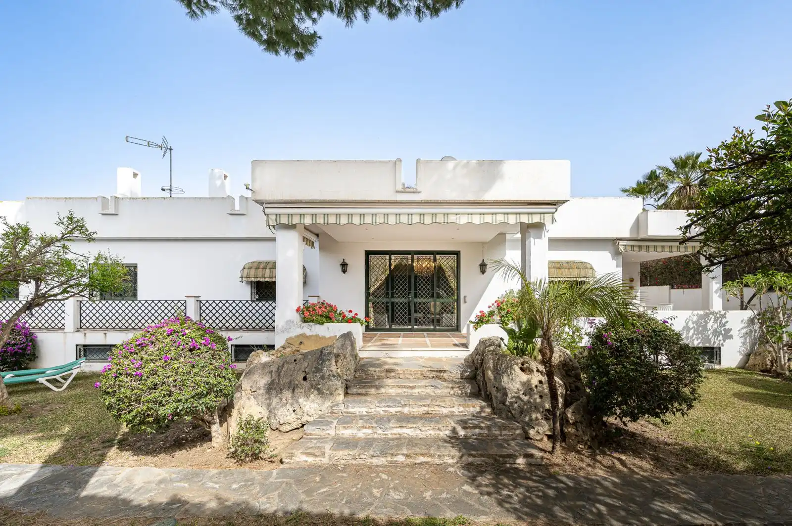 Chalet con piscina en venta en Calle Lago de los Cisnes 1