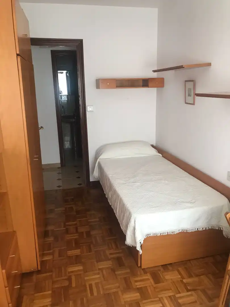Piso de alquiler en Rúa de Santa Uxía de Ribeira, Campus Norte - San Caetano