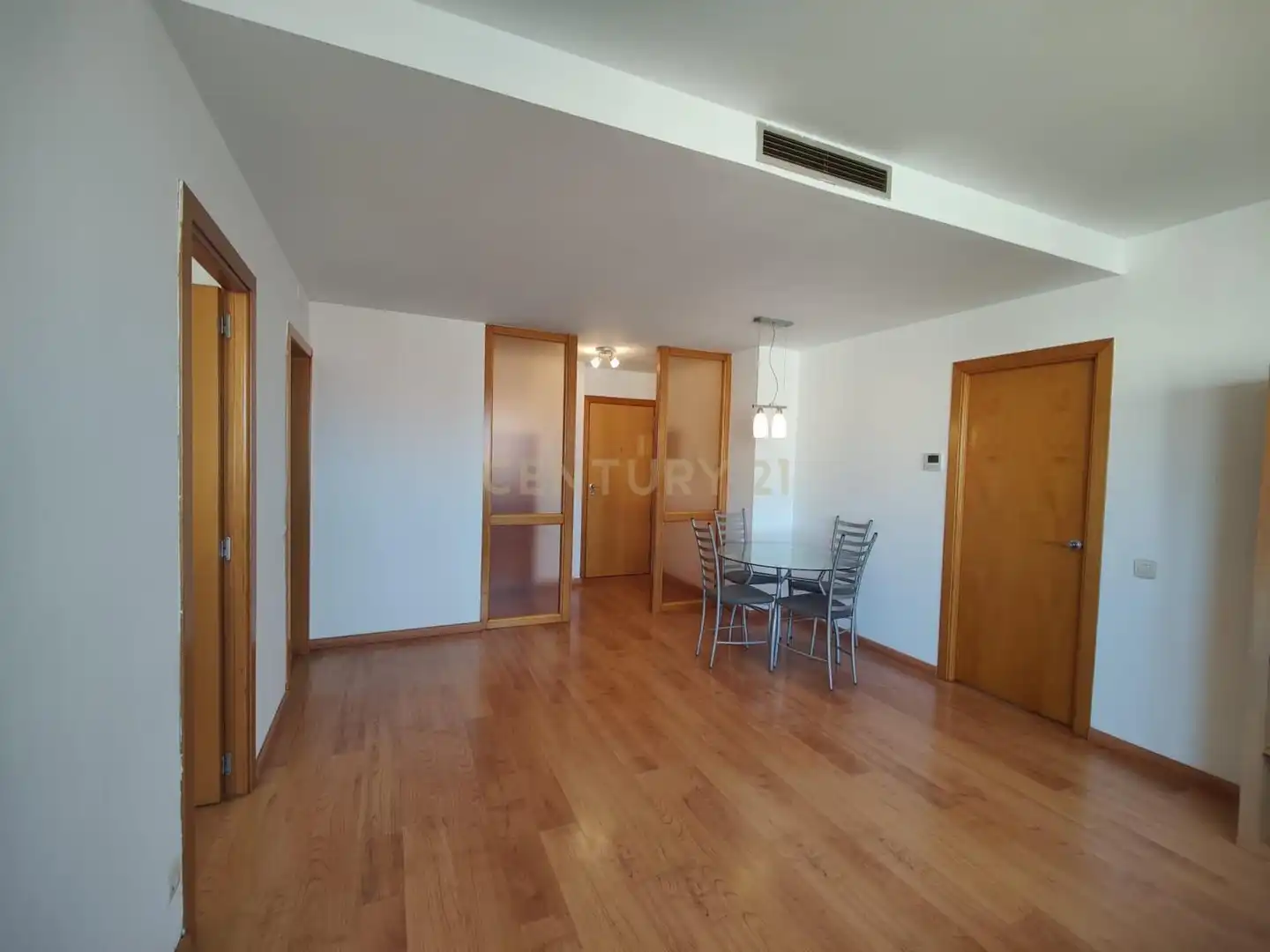 Sala de estar de Piso en venta en Cerdanyola del Vallès con Aire acondicionado y Horno