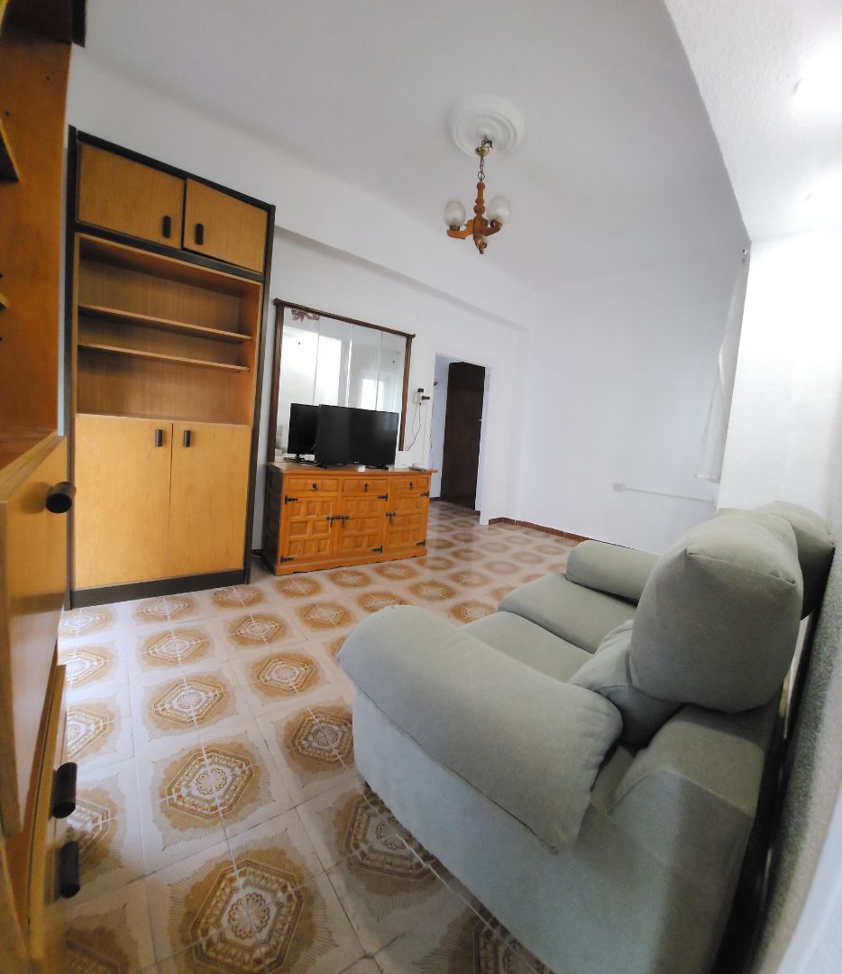 Sala d'estar de Pis de lloguer en  Granada Capital amb Aire condicionat, Calefacció i Moblat