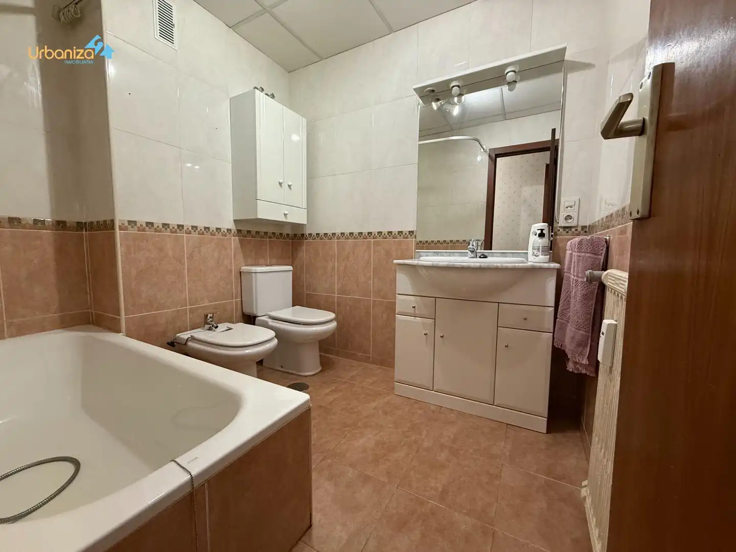 Baño de Piso en venta en Badajoz con Aire acondicionado, Calefacción y Trastero