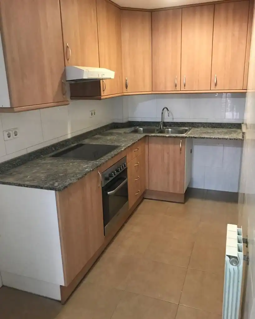 Cocina de Piso de alquiler en Tàrrega con Calefacción, Parquet y Terraza