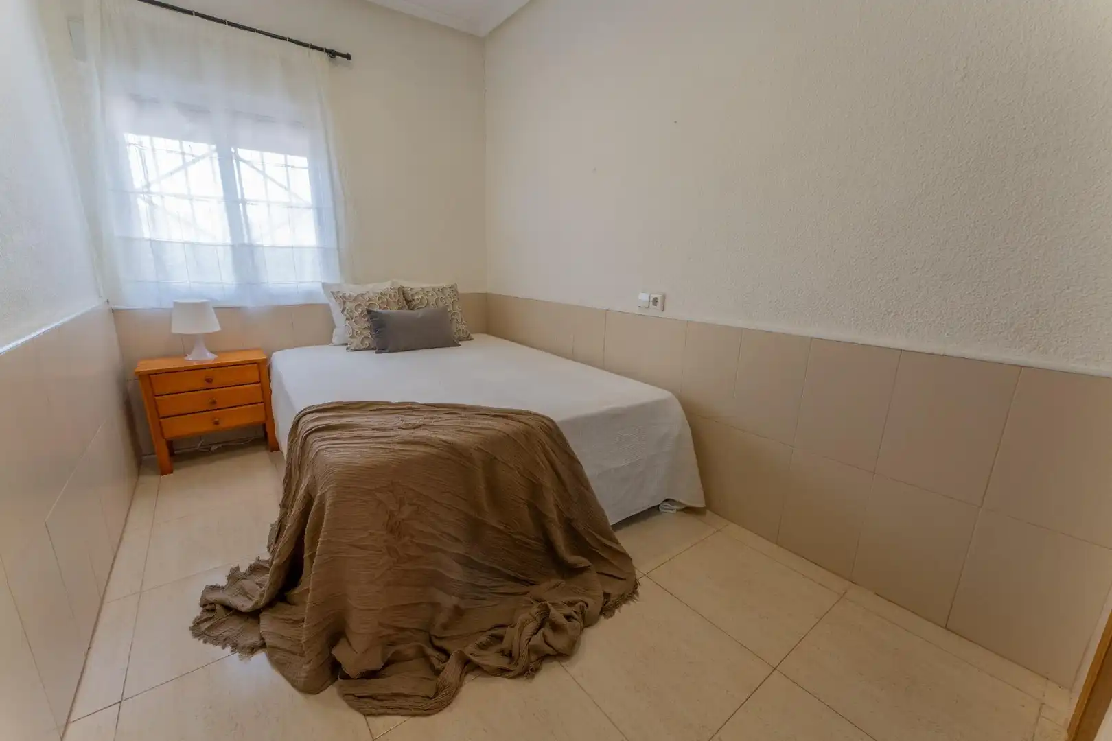 Habitación de Casa o chalet en venta en Elche / Elx con Aire acondicionado, Jardín privado y Piscina