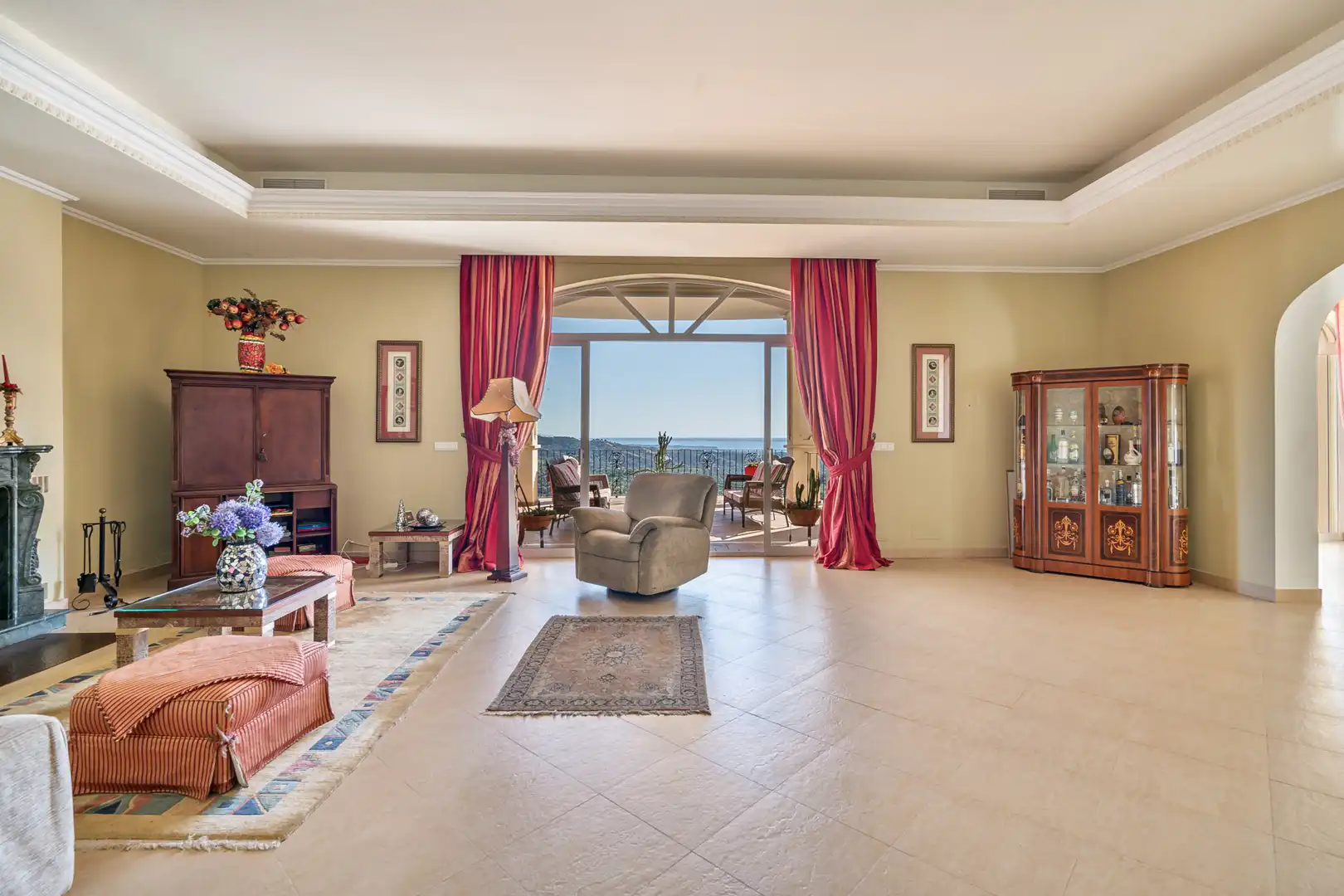 Sala de estar de Casa o chalet en venta en Estepona con Aire acondicionado, Terraza y Amueblado