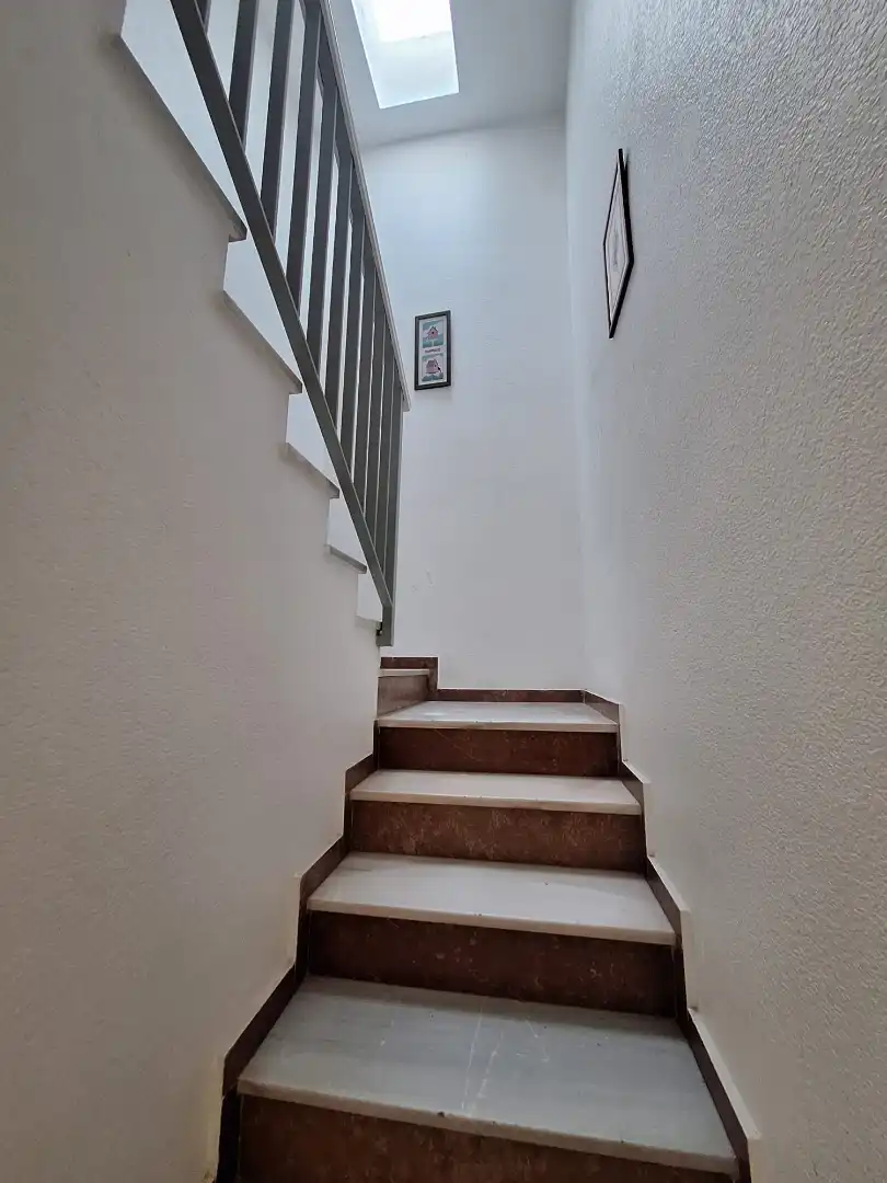 Maisonette zum Verkauf in El Ejido mit Terrasse und Balkon