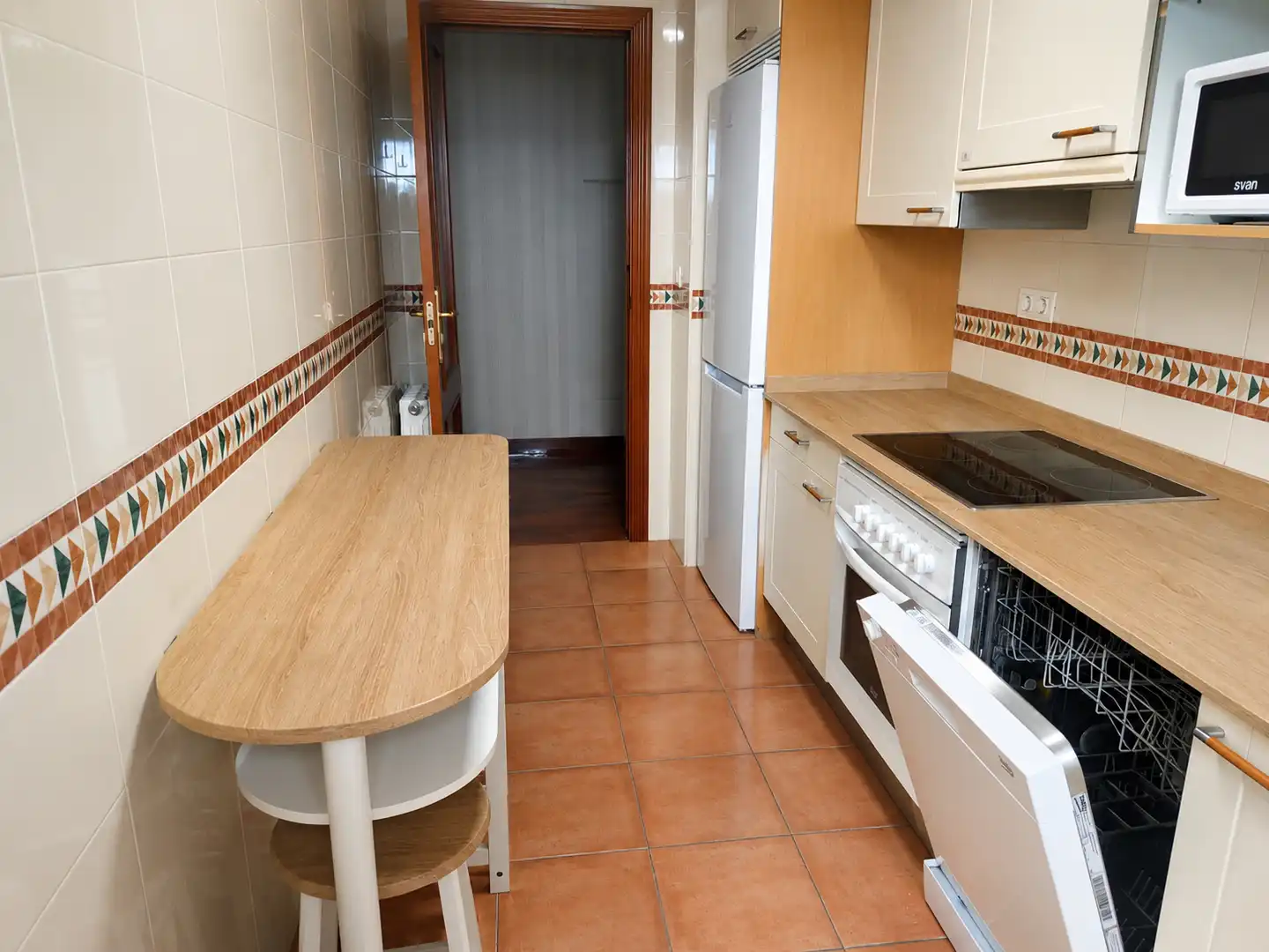 Küche von Wohnung zur Miete in Santander mit Heizung, Terrasse und Abstellraum