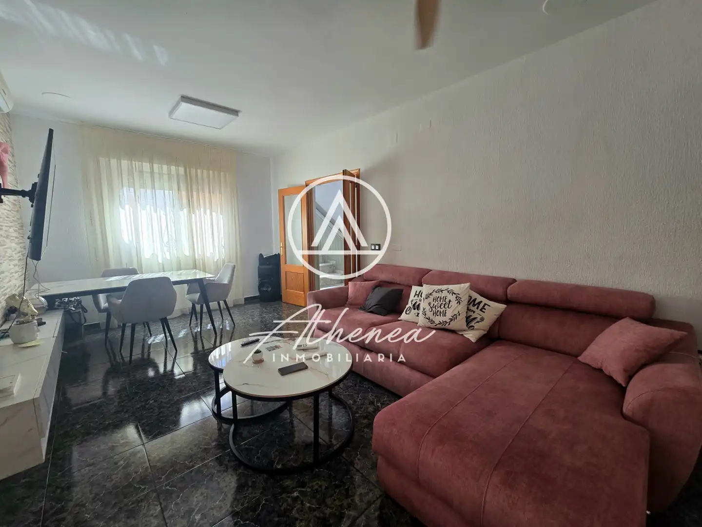 Sala de estar de Casa adosada en venta en Vícar con Aire acondicionado, Calefacción y Terraza