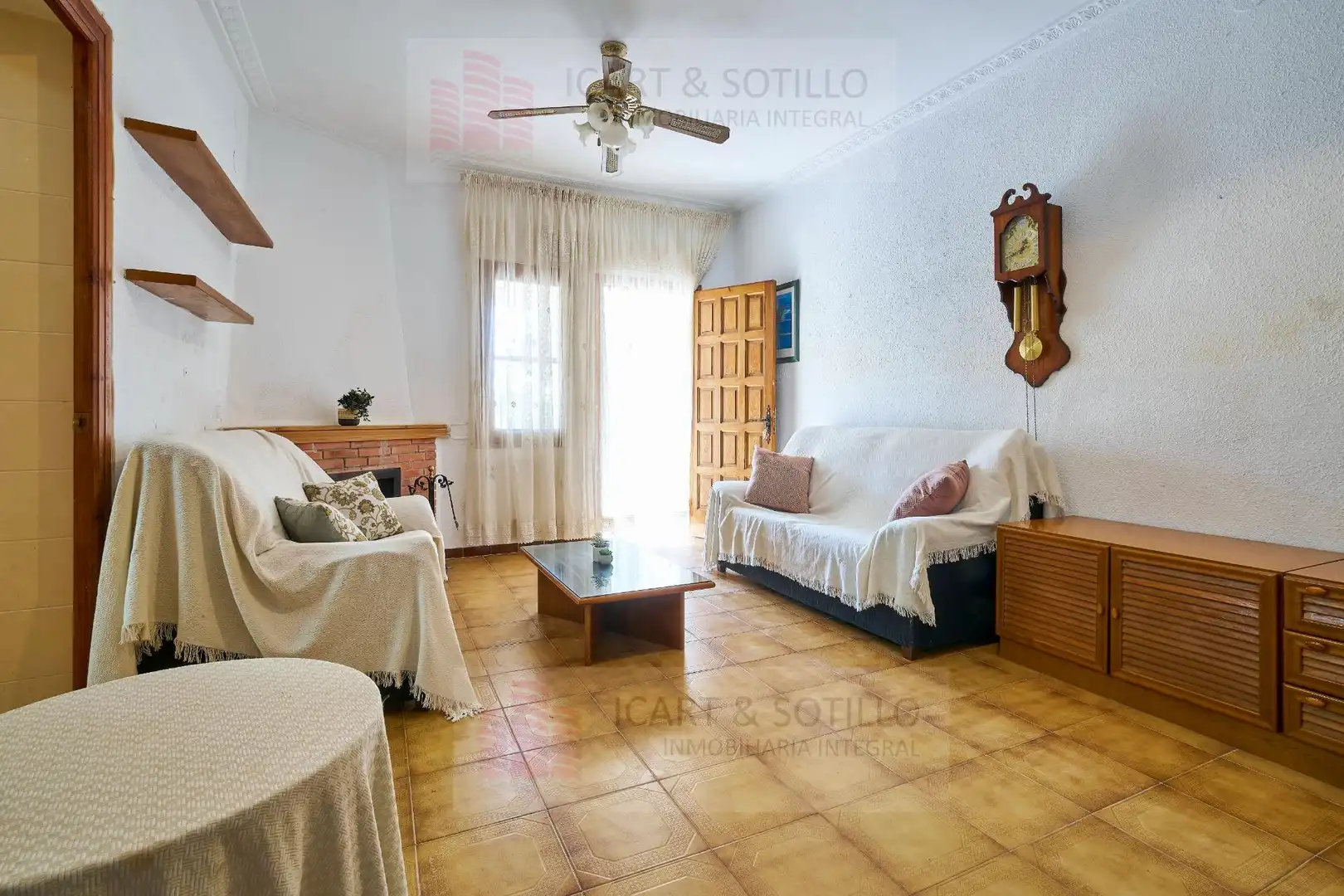 Living room of Houses for sale in Alcanar  with Terrace, Storage room and Swimming Pool