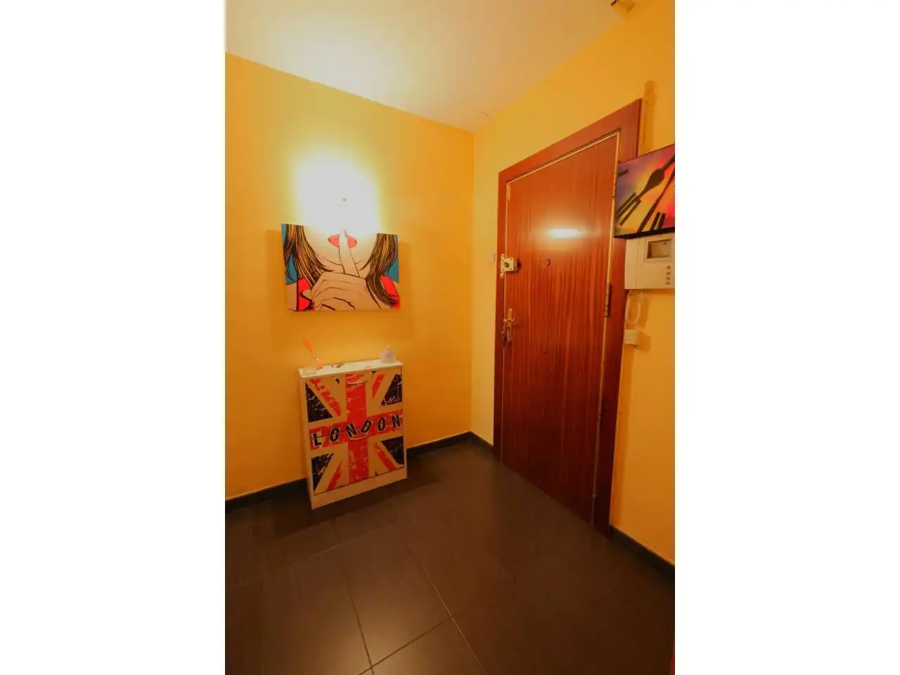 Flat for sale in L'Hospitalet de Llobregat  with Air Conditioner and Balcony