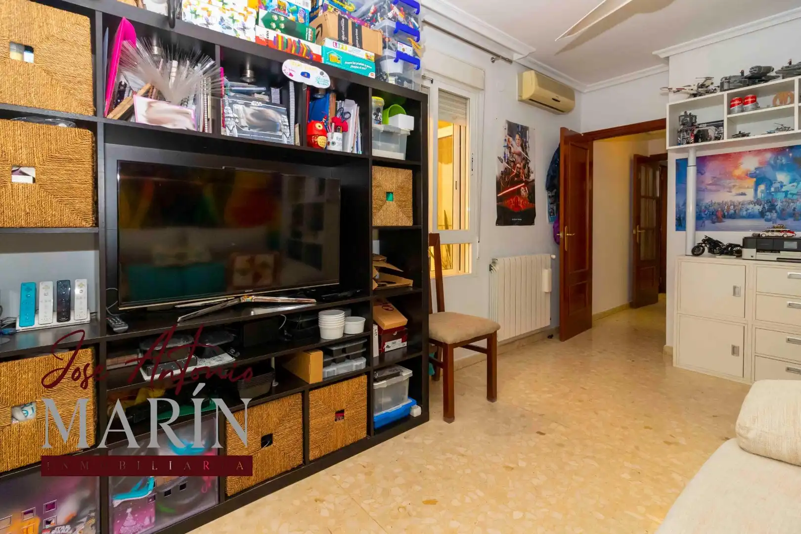 Habitación de Casa adosada en venta en Badajoz con Aire acondicionado, Calefacción y Trastero