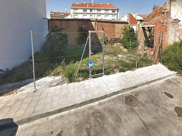 Terreny residencial en venda a Cabanillas del Campo