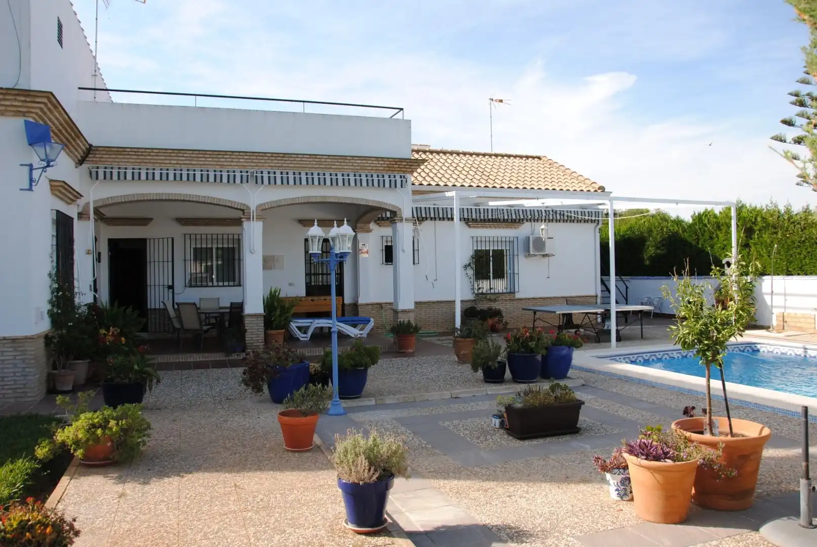 Jardí de Casa o xalet en venda en Espartinas amb Aire condicionat, Calefacció i Jardí privat