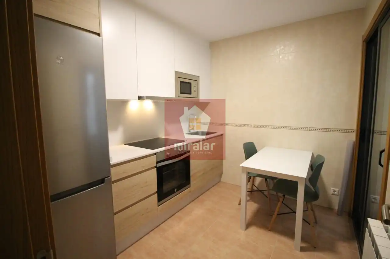 Cocina de Ático en venta en Salvaterra de Miño con Calefacción, Terraza y Amueblado