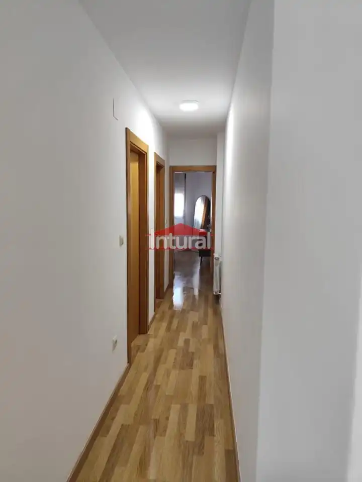 Appartamento con ascensore in vendita a La Roda, imagen 4
