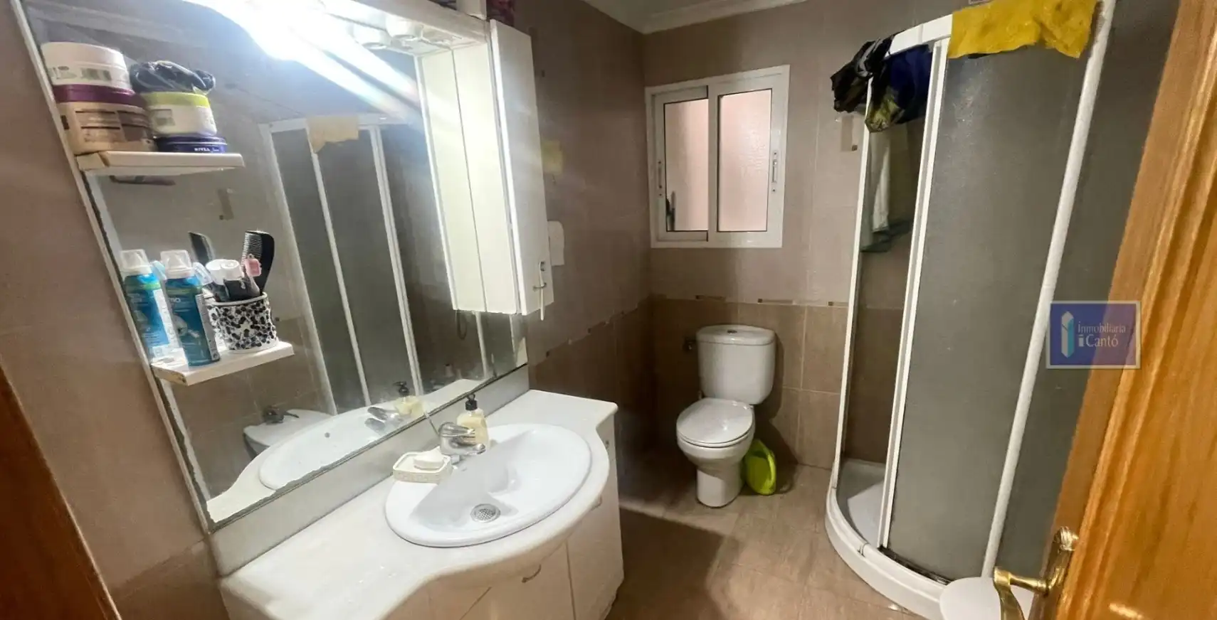 Baño de Piso en venta en Alcoy / Alcoi con Balcón