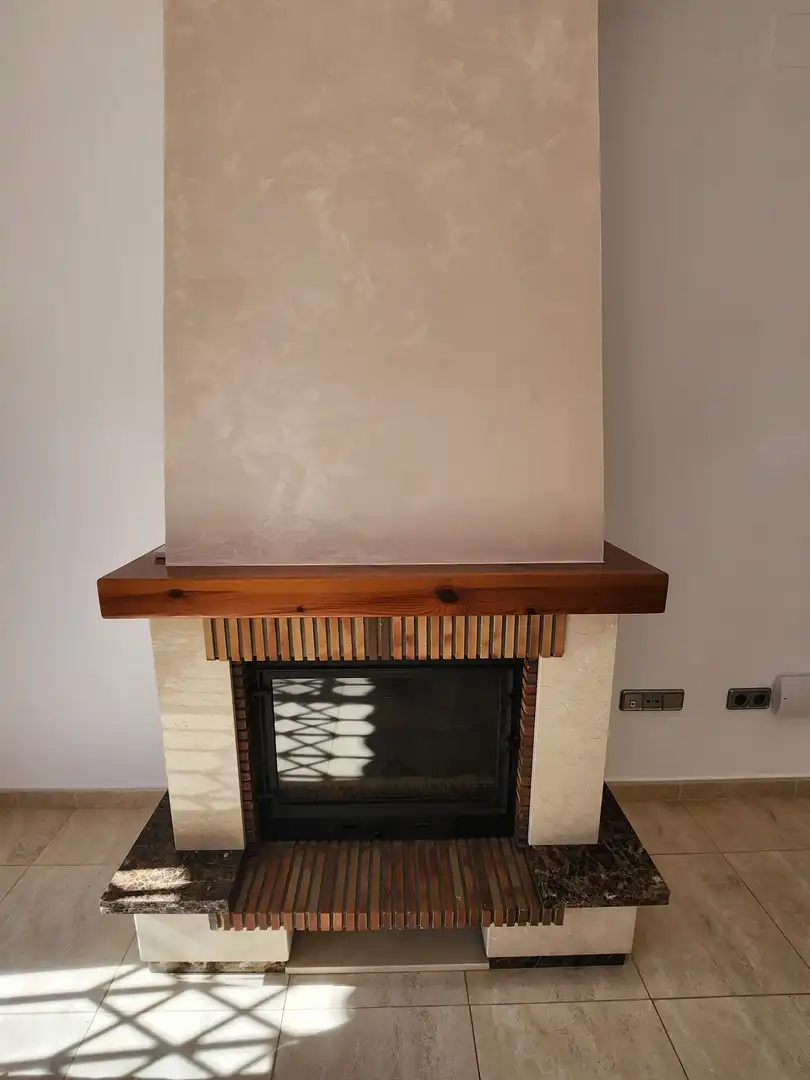 Sala de estar de Casa adosada en venta en Roda de Berà con Aire acondicionado, Calefacción y Terraza