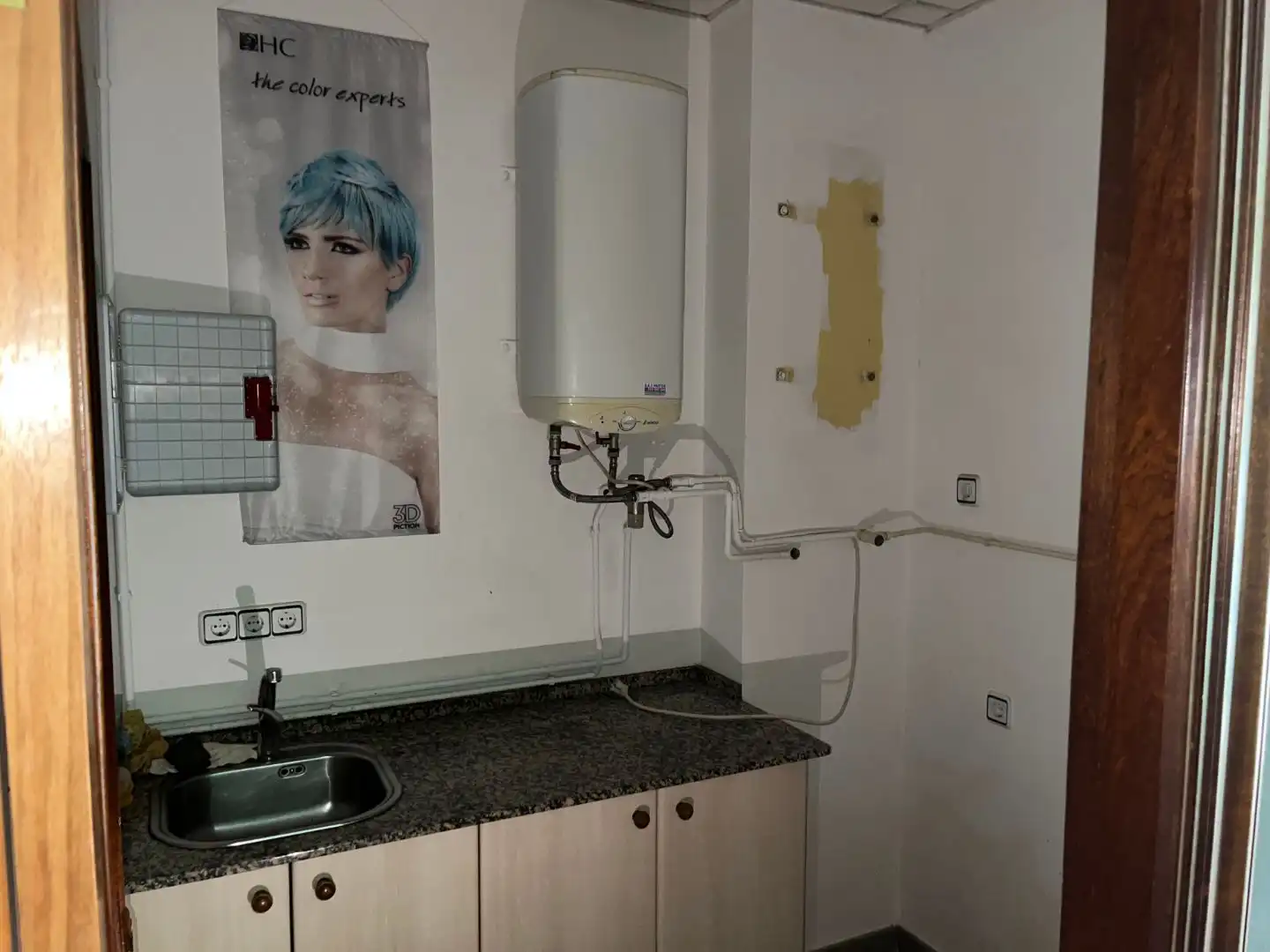 Baño de Local en venta en Narón