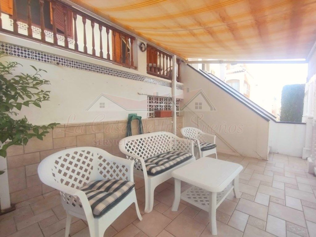 Casa adosada en venda a Calas Santiago Bernabéu, Santa Pola ciudad