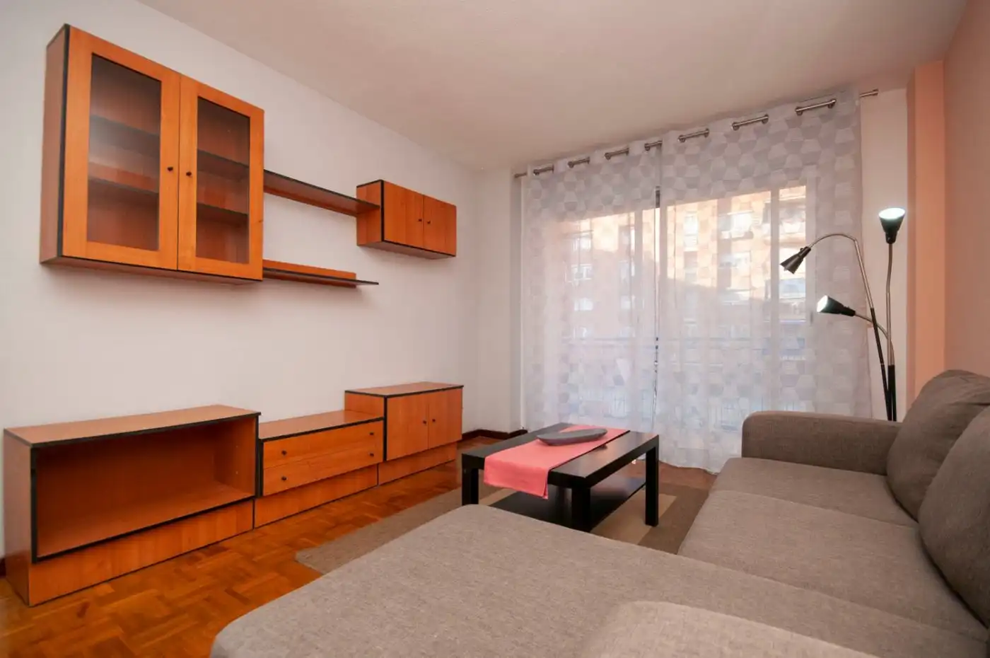 Sala d'estar de Pis en venda en Rivas-Vaciamadrid amb Calefacció, Parquet i Terrassa