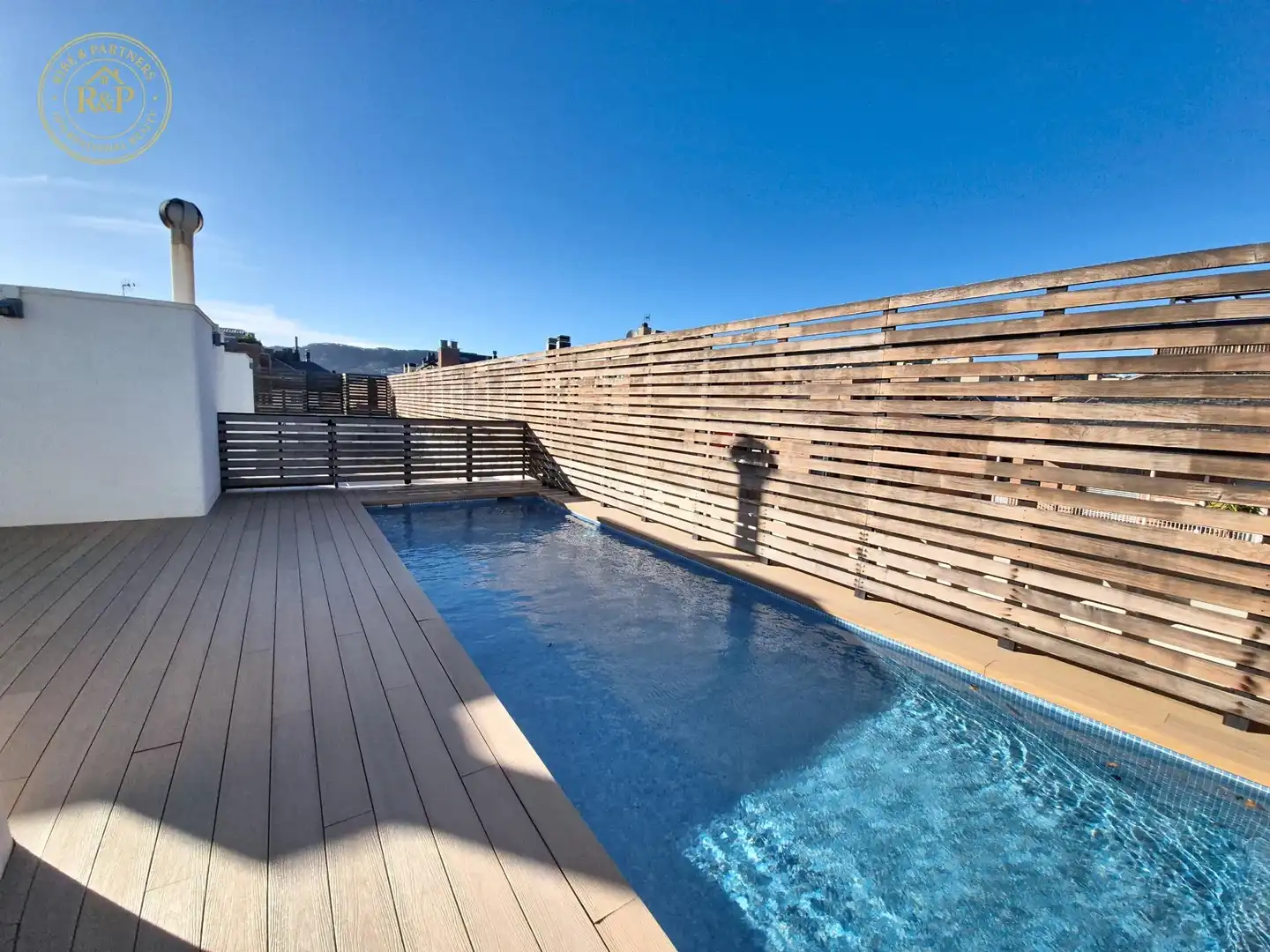 Swimming pool of Flat for sale in Barcelona  with Heating, Storage room and Swimming Pool