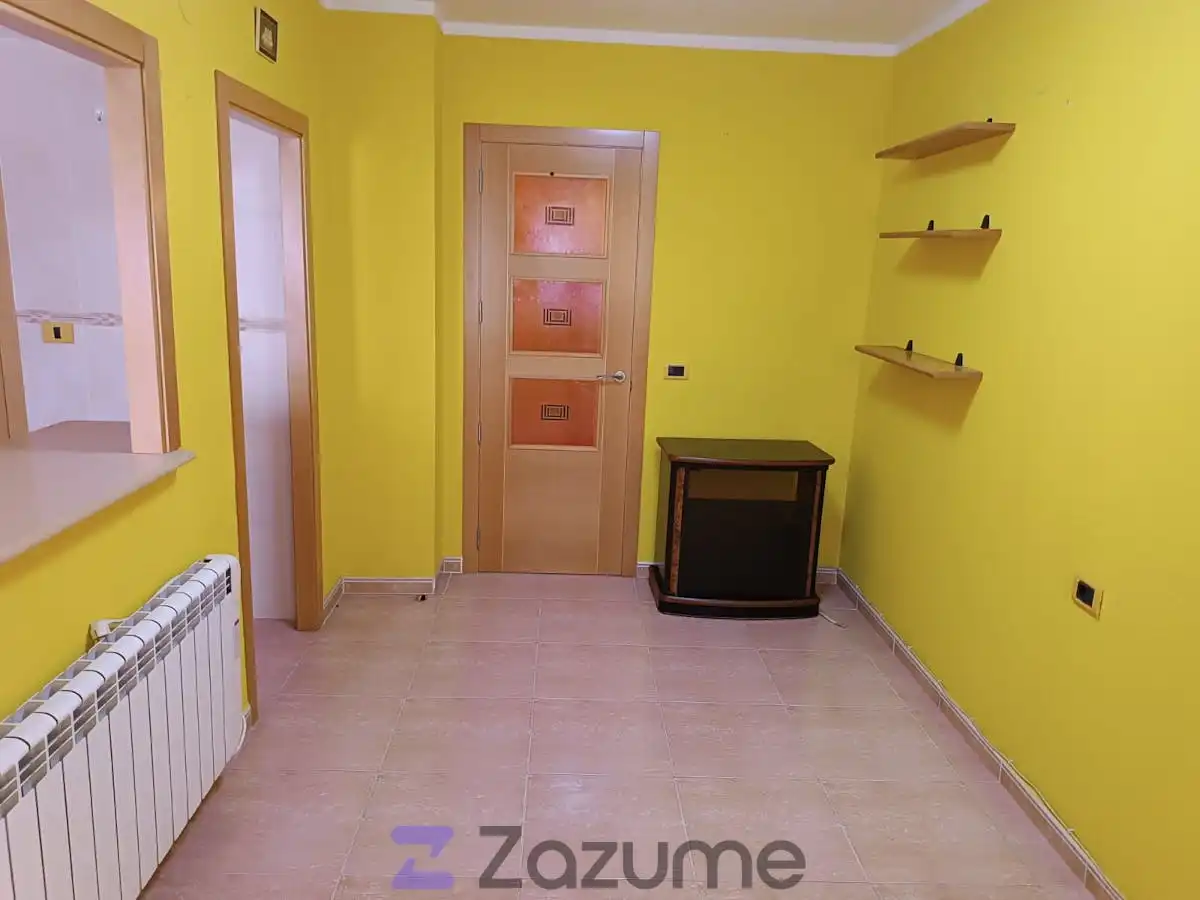 Flat for rent in L'Alcora  with Air Conditioner, Heating and Furnished
