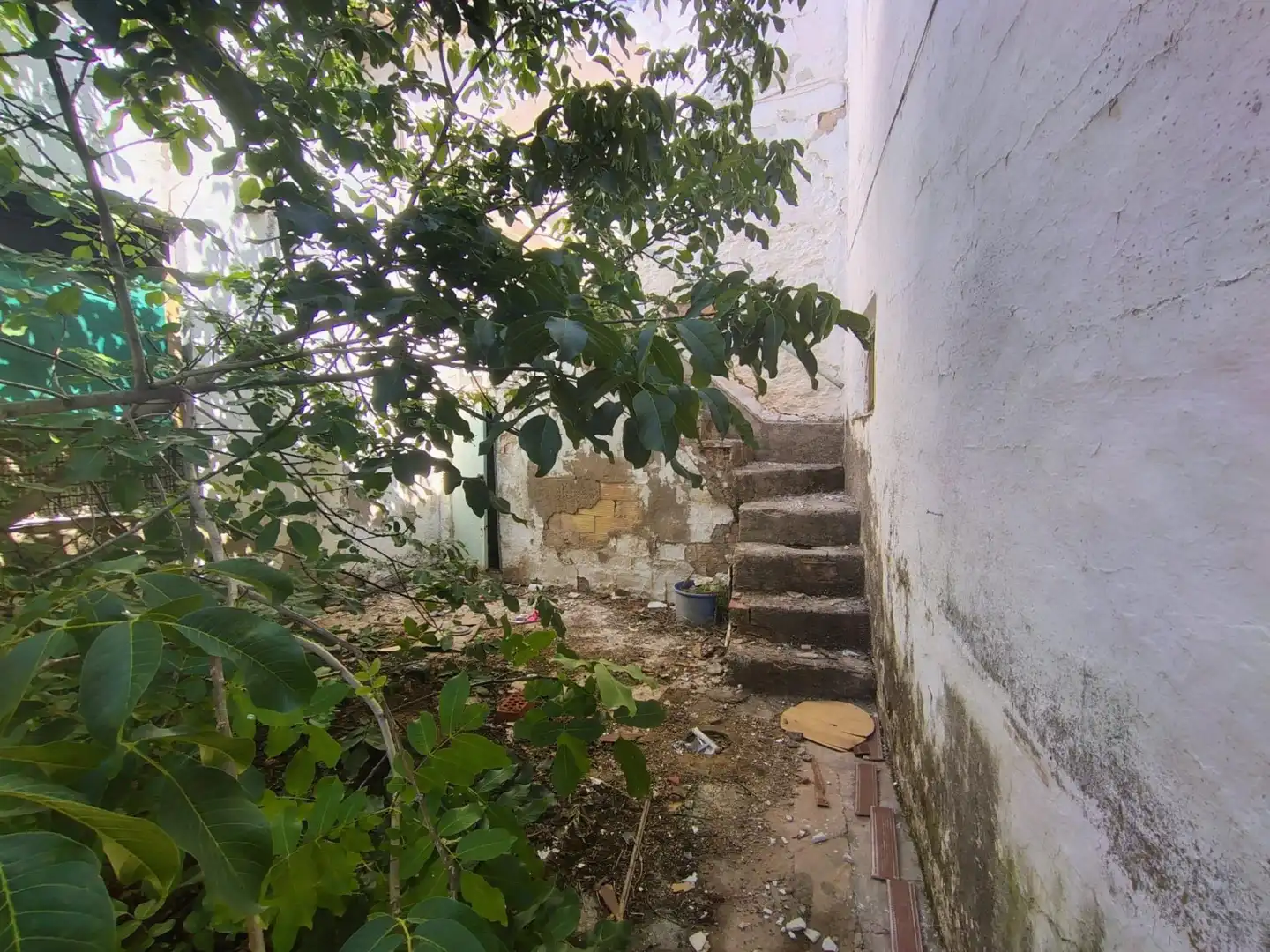 Casa adosada en venda en Campo de Criptana amb Balcó