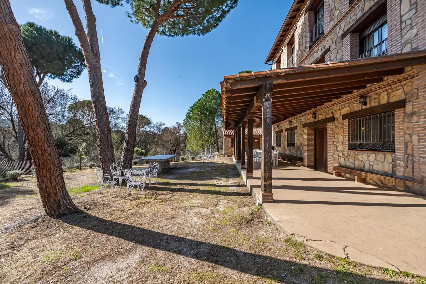 Terrassa de Finca rústica en venda en El Tiemblo  amb Calefacció, Jardí privat i Terrassa