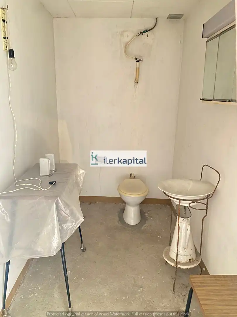 Bany de Casa o xalet en venda en Belianes amb Calefacció, Terrassa i Traster