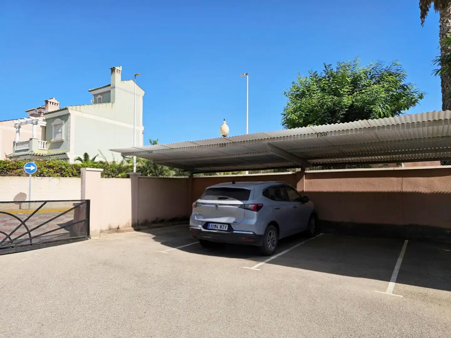Aparcament de Àtic en venda en Santa Pola amb Aire condicionat, Calefacció i Terrassa