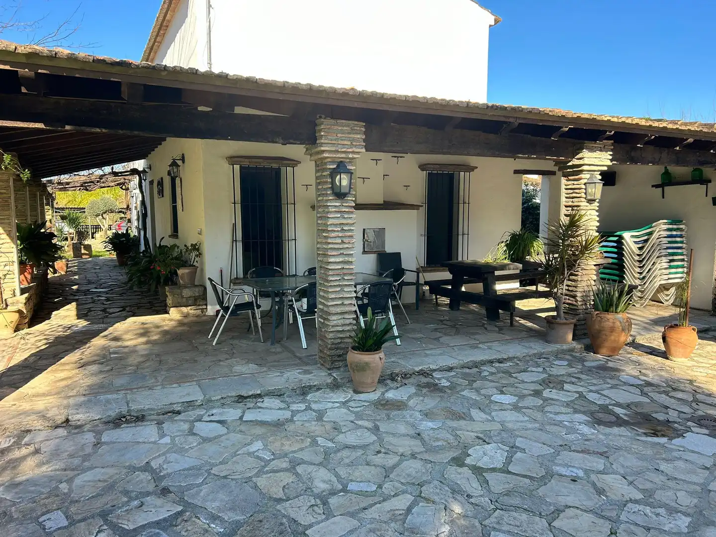 Casa rústica amb jardí en venda a Calle Pasada de Alcalá