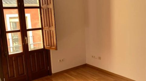 Foto 5 de Piso de alquiler en Calle Maestro Alonso, 9, San Matías - Realejo, Granada Capital