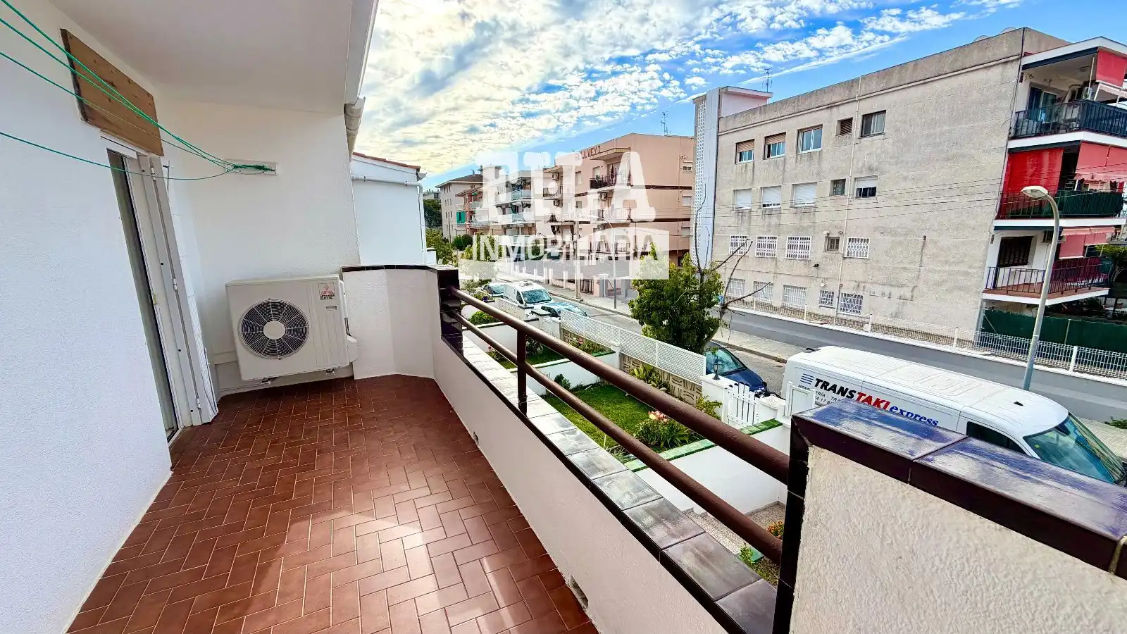 Terrassa de Casa o xalet en venda en Cunit amb Aire condicionat, Calefacció i Jardí privat