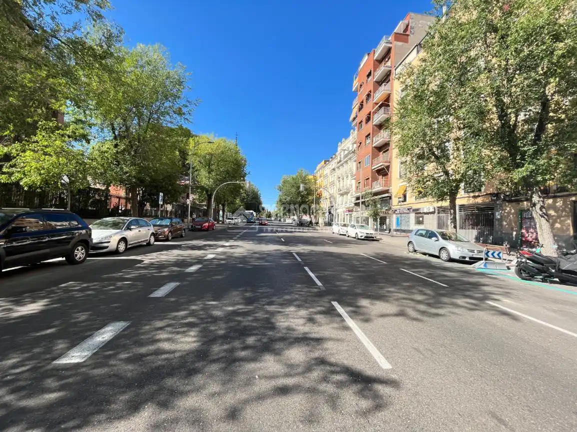 Exterior view of Garage for rent in Madrid