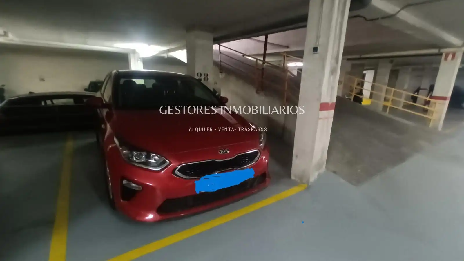 Einzelparkplatz zum Verkauf in Eixample