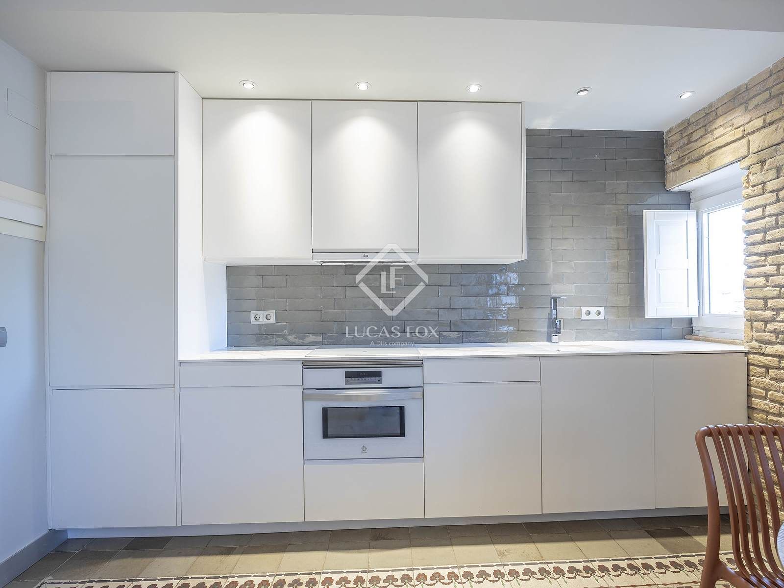 Kitchen of Flat to rent in  Valencia Capital  with Air Conditioner, Terrace and Furnished