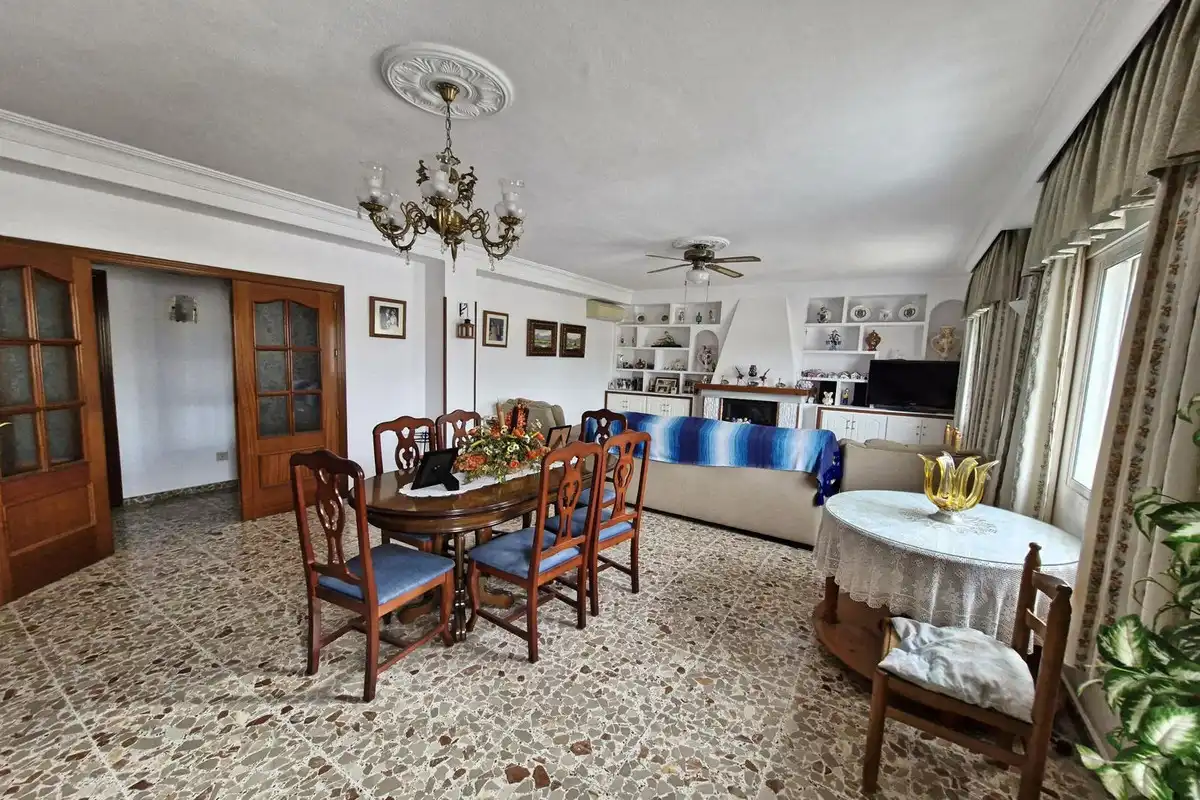 Terraced house with garden for sale in Guaro, imagen 6