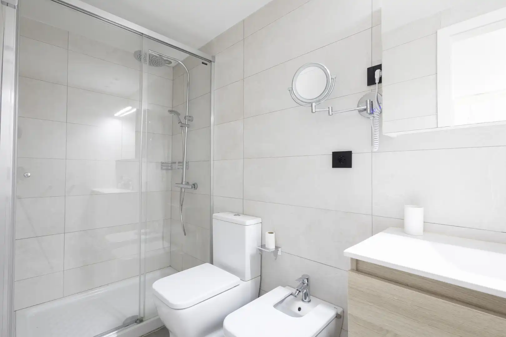Badezimmer von Haus oder Chalet zum Verkauf in Adeje mit Klimaanlage, Privatgarten und Terrasse