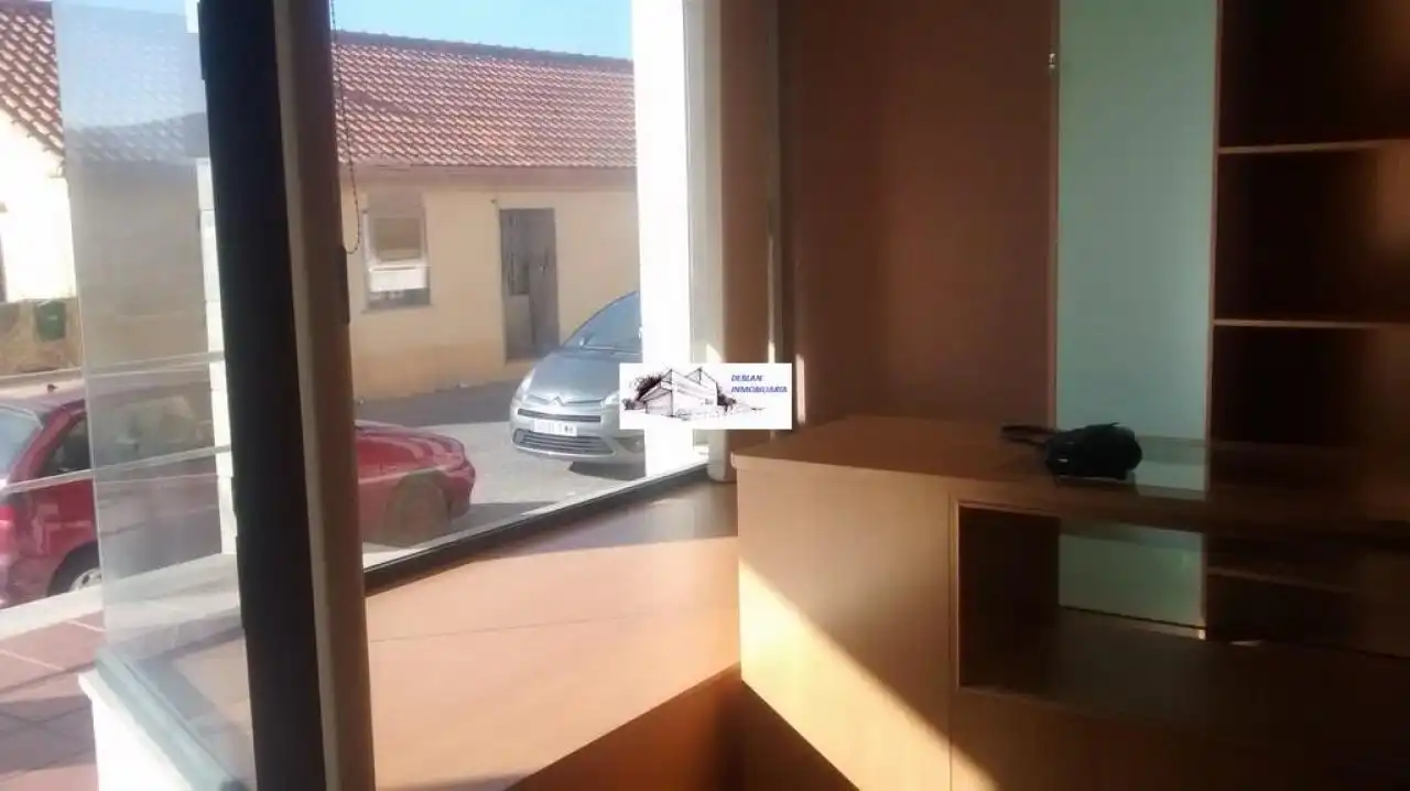 Geschaftsraum zur Miete in Tomiño