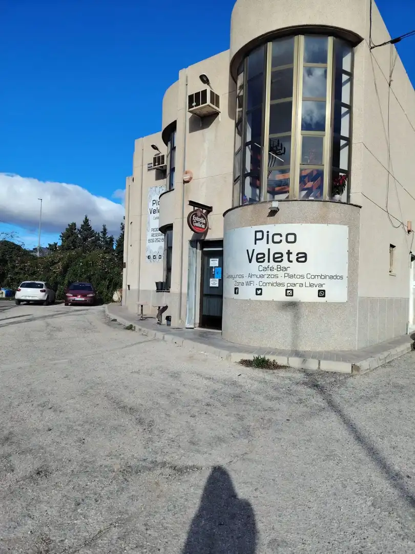 Edificio en venta en Elda