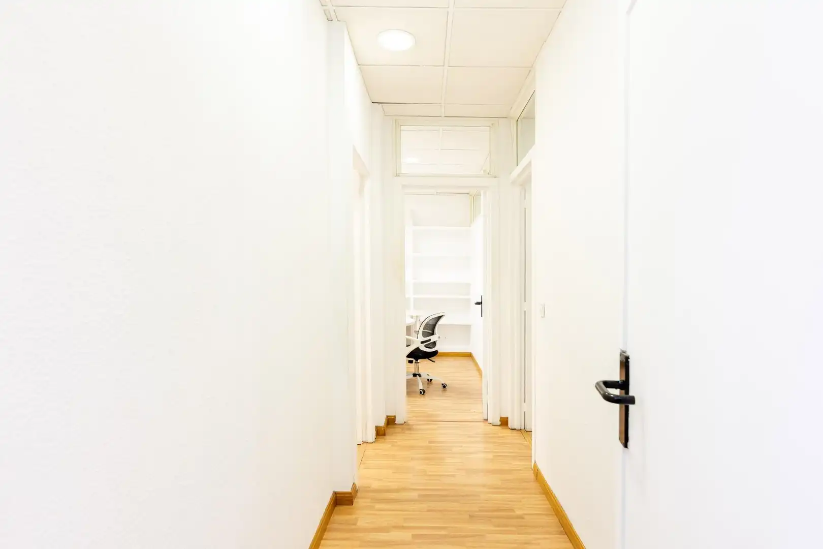 Büro zur Miete in Madrid mit Klimaanlage und Heizung