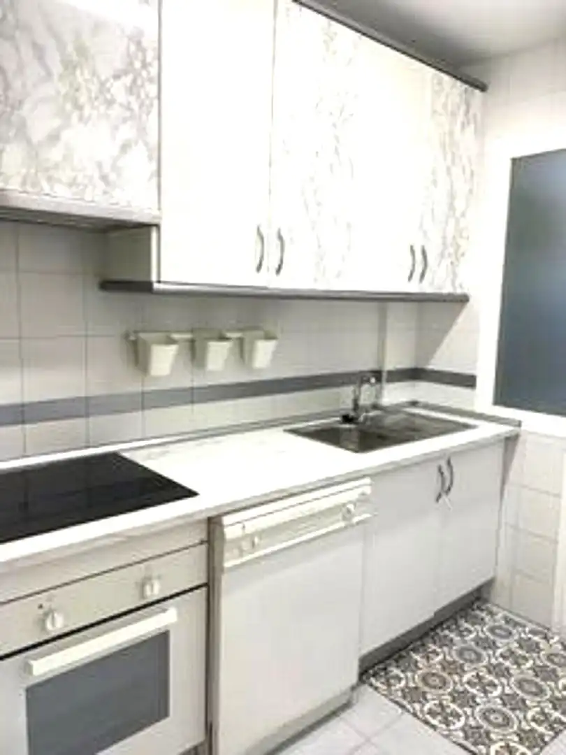 Apartamento con piscina en venta en Calahonda, imagen 2